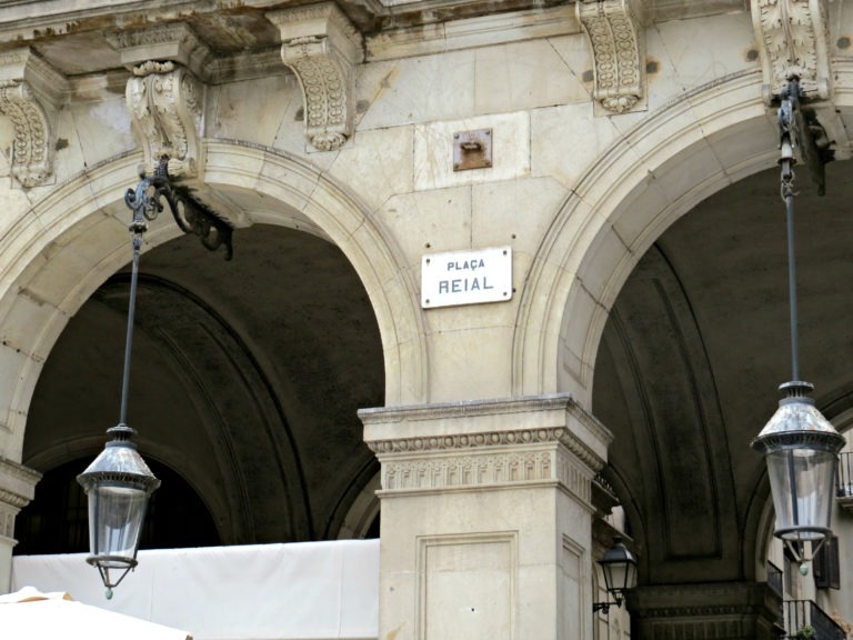 Barcelona - Plaça Reial 3