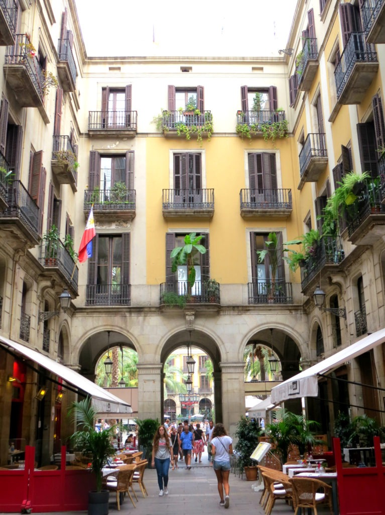 Barcelona - Plaça Reial 4