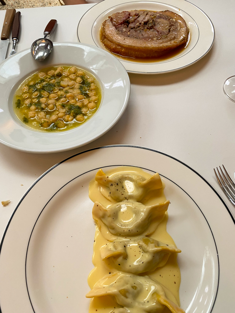 pasta plate leos cafe london